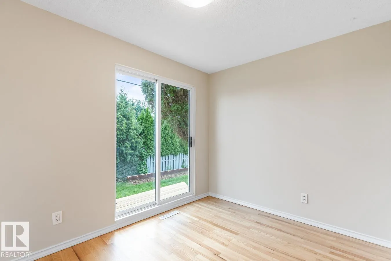 13908 57 ST NW
