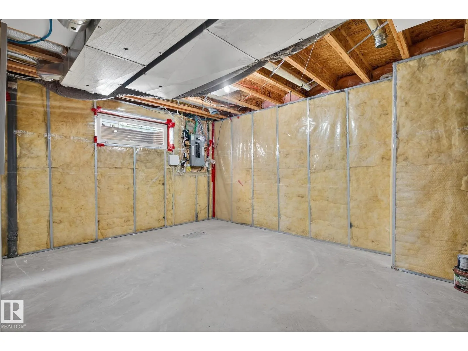 4114 158 AV NW