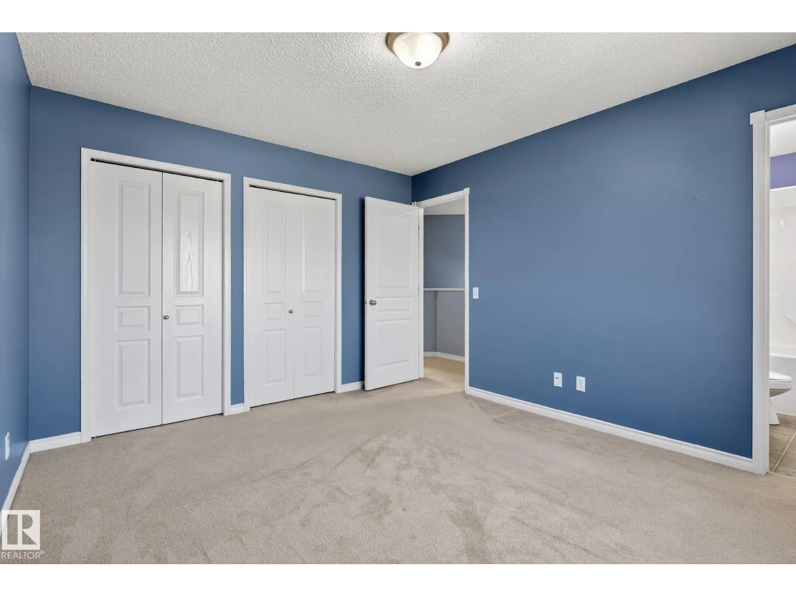 4114 158 AV NW