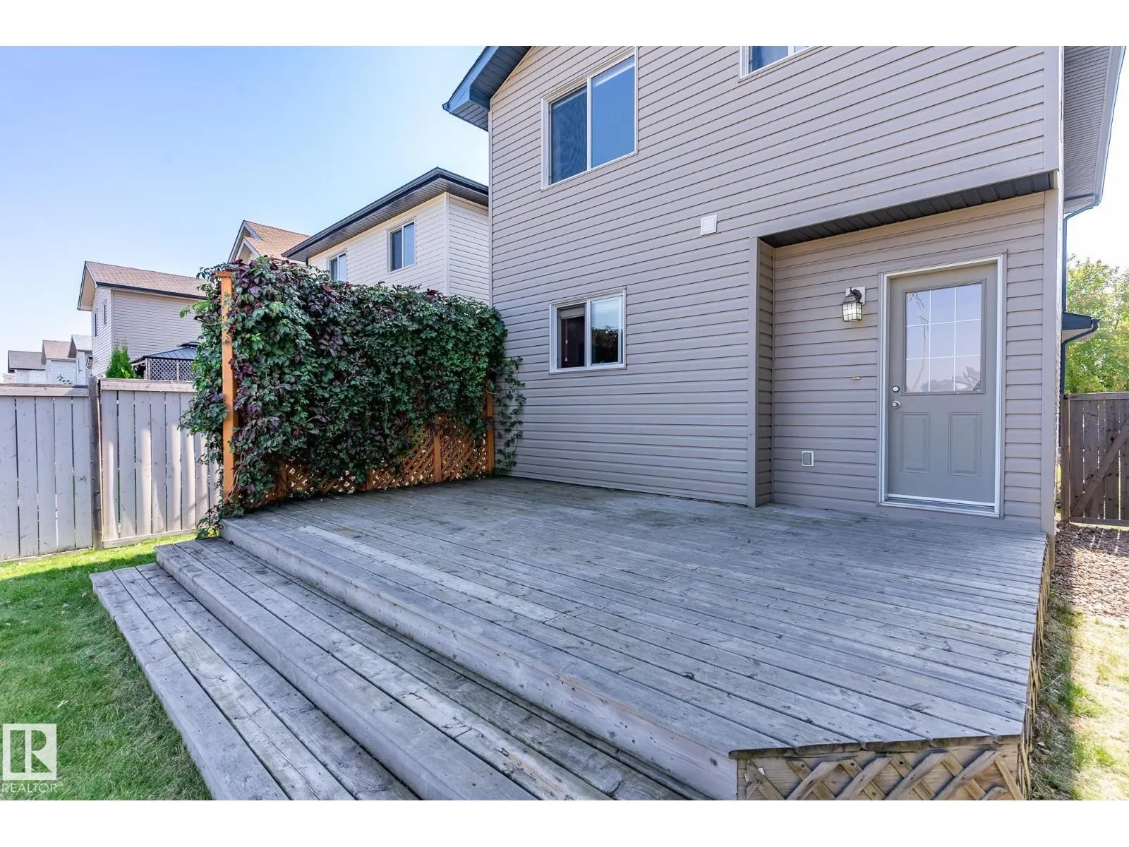 4114 158 AV NW