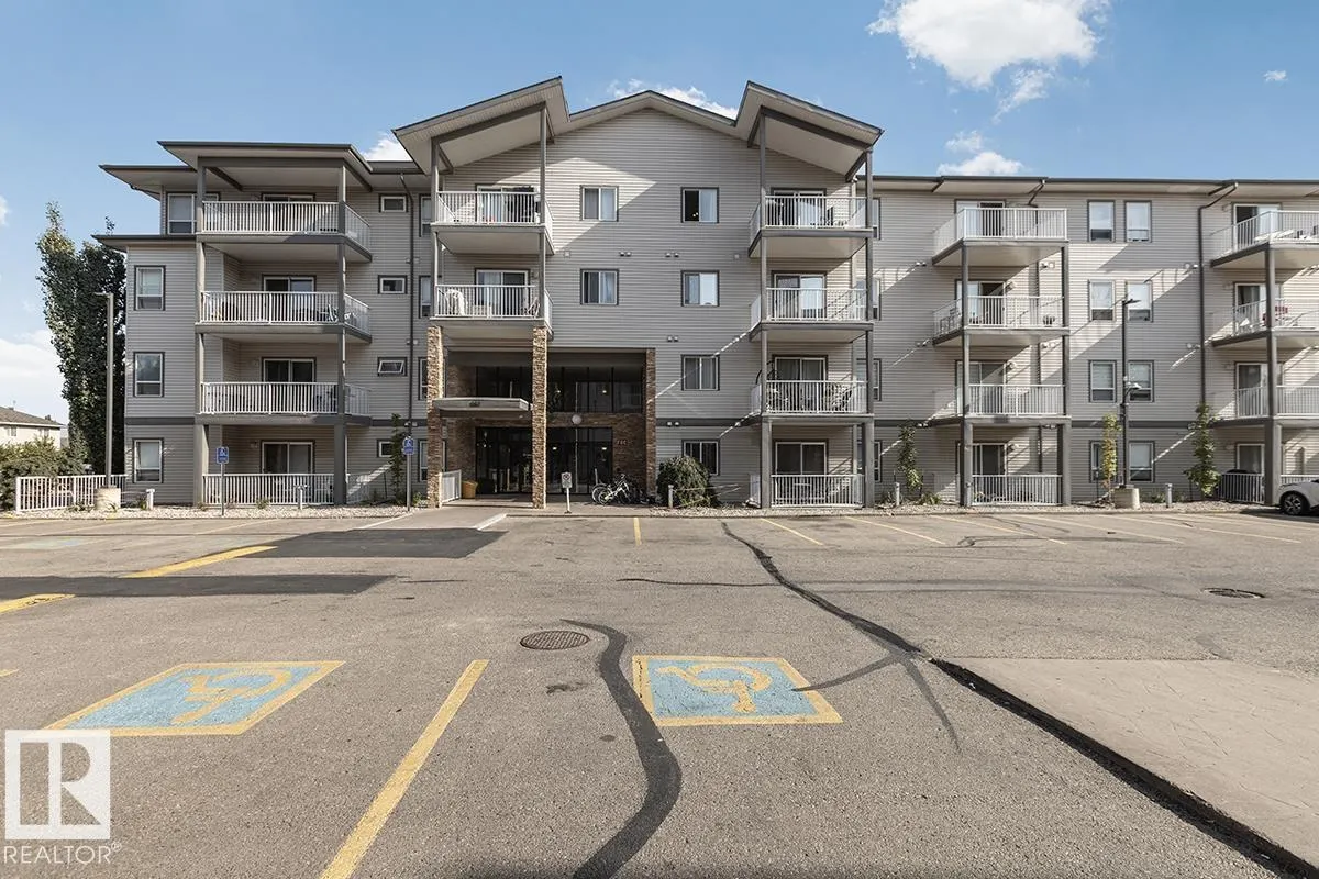 #208 151 EDWARDS DR SW