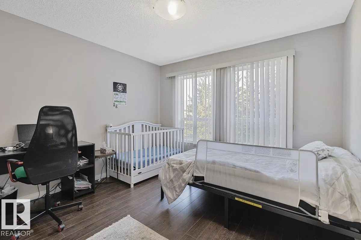 #208 151 EDWARDS DR SW