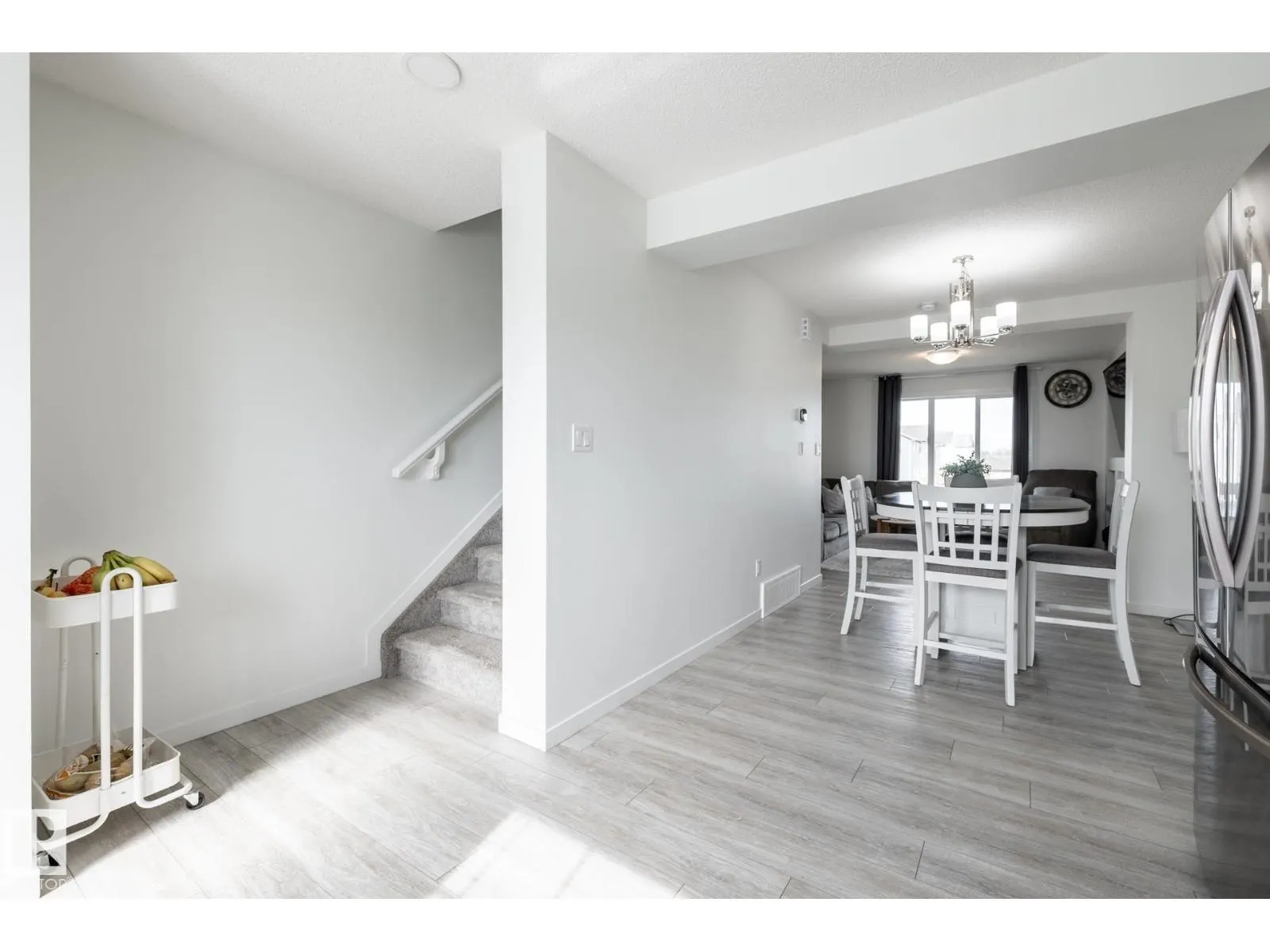 19216 27 AV NW