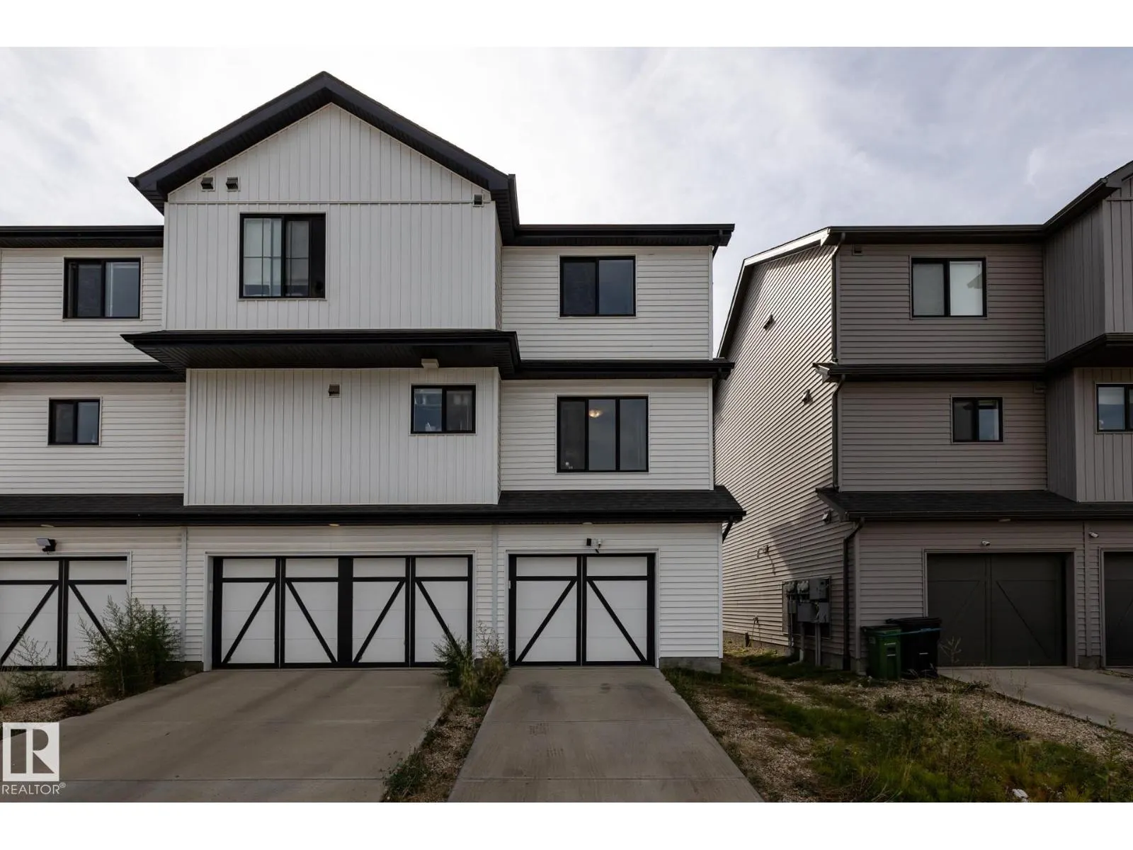 19216 27 AV NW