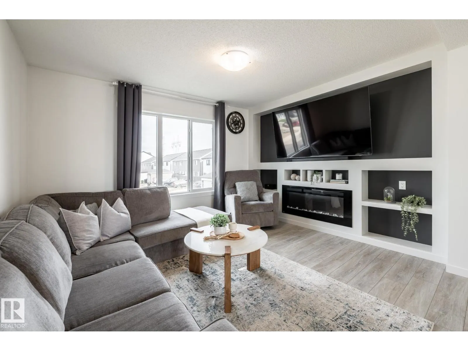 19216 27 AV NW