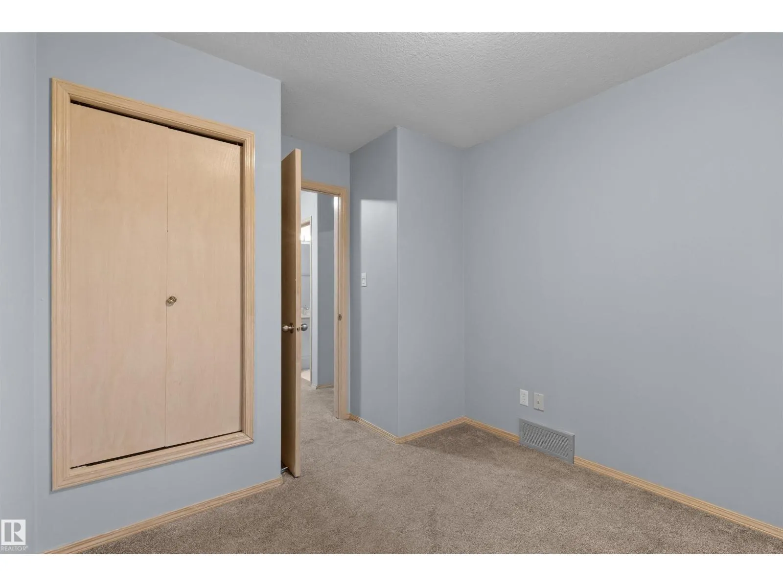 #5 14803 34 St NW