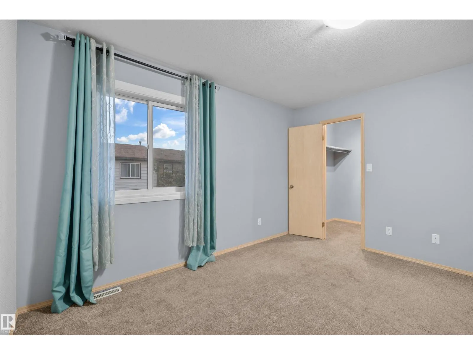 #5 14803 34 St NW