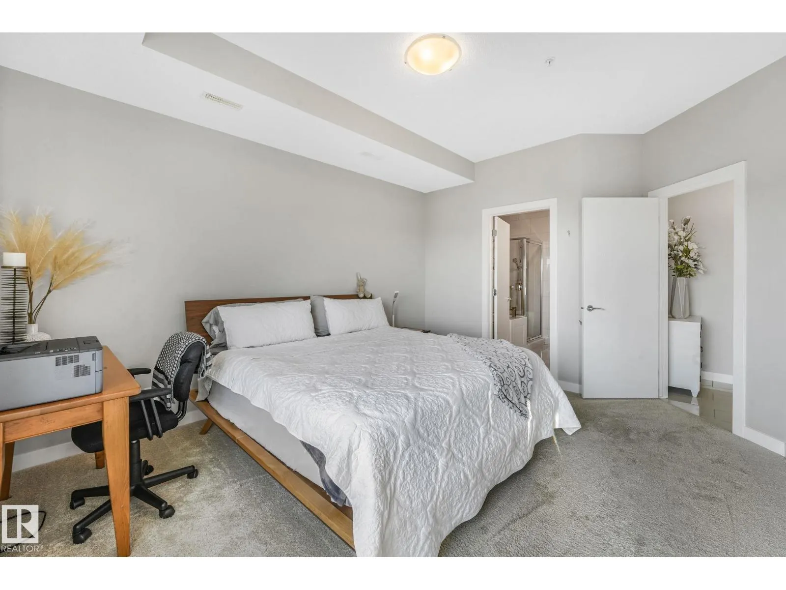#409 625 LEGER WY NW NW