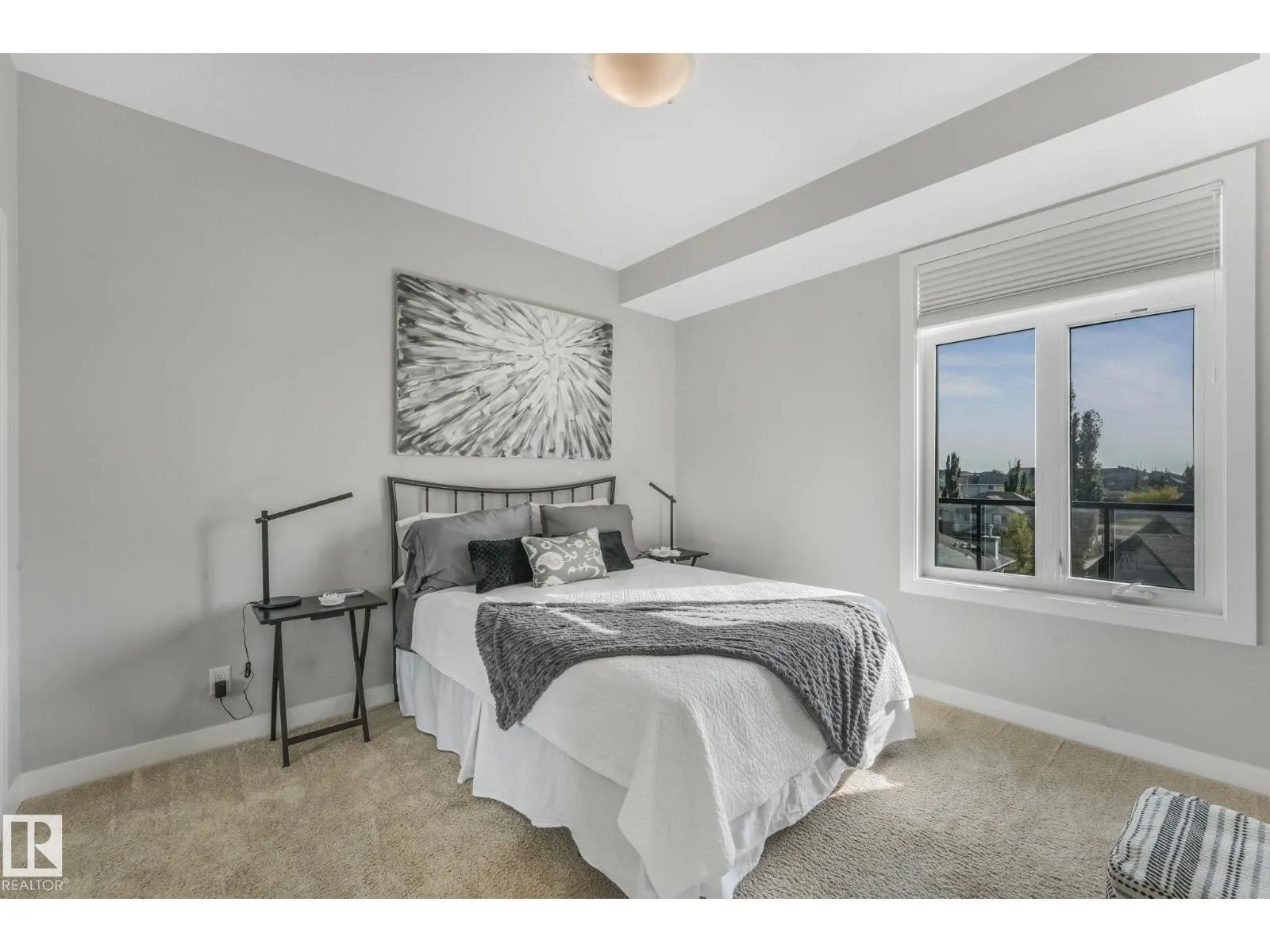 #409 625 LEGER WY NW NW