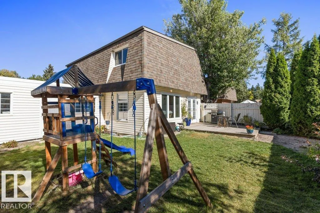 100 GREENFIELD ES