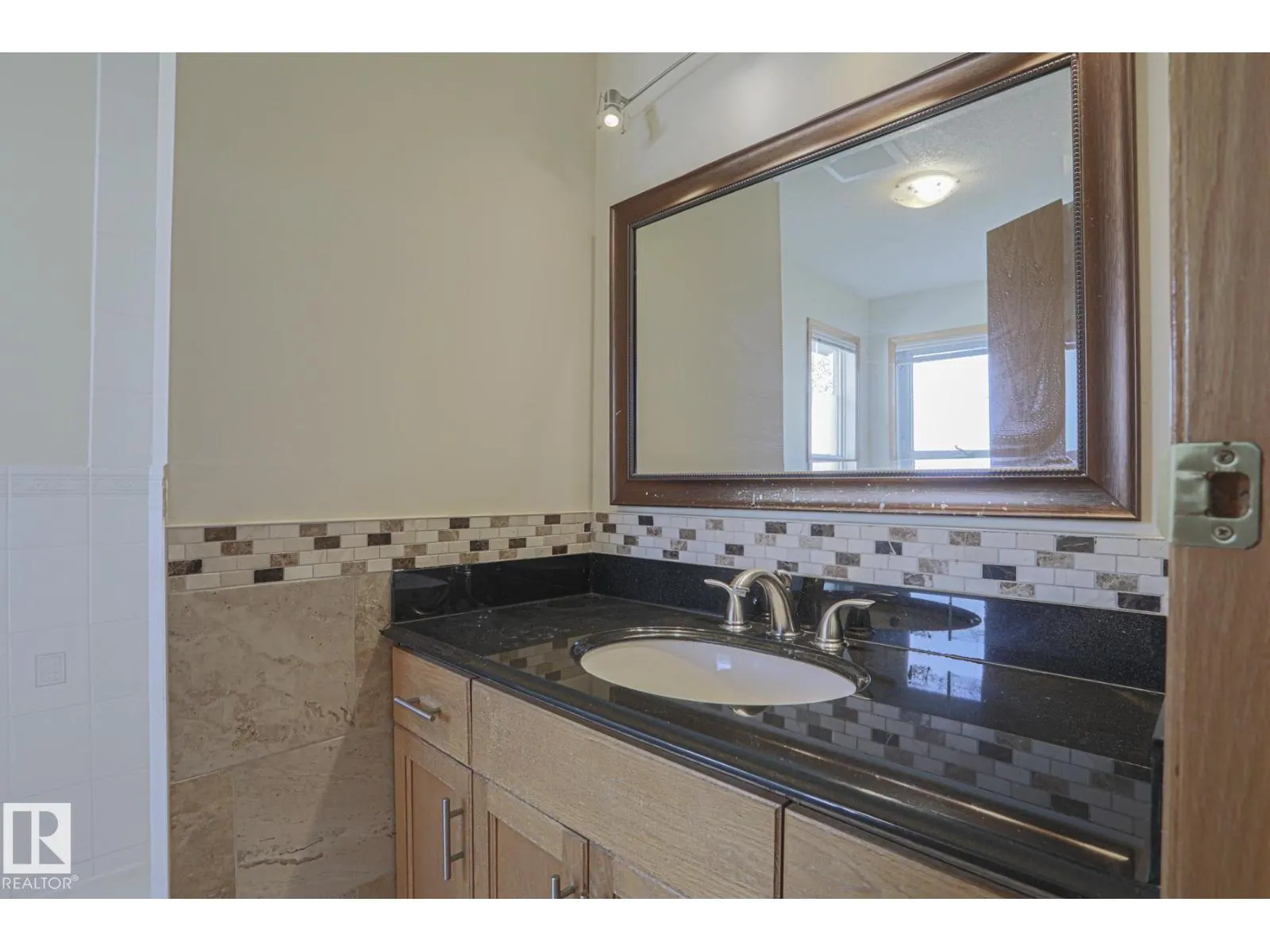16120 57A ST NW NW