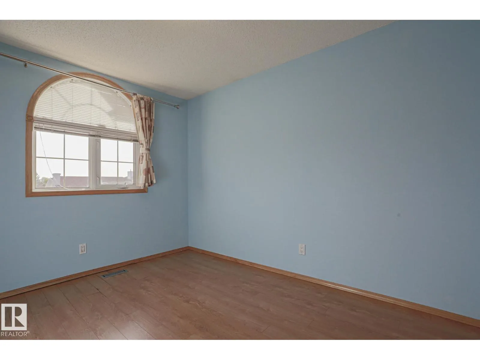 16120 57A ST NW NW