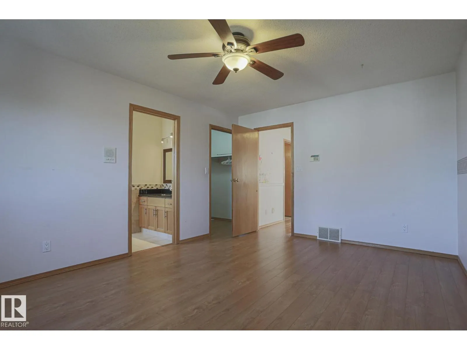 16120 57A ST NW NW