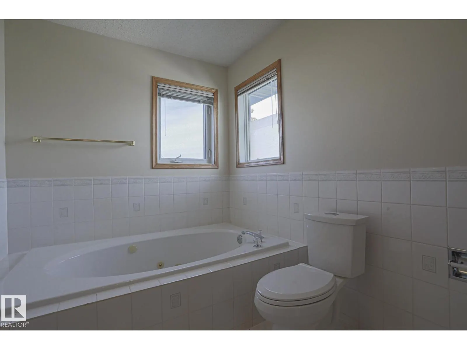 16120 57A ST NW NW