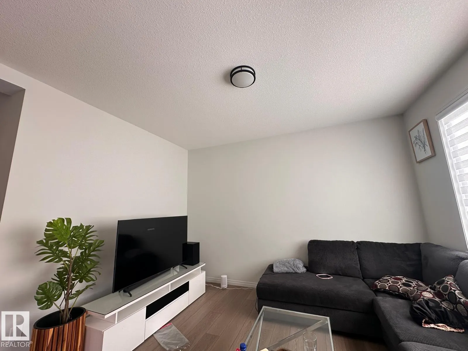 3511 CHECKNITA PT SW