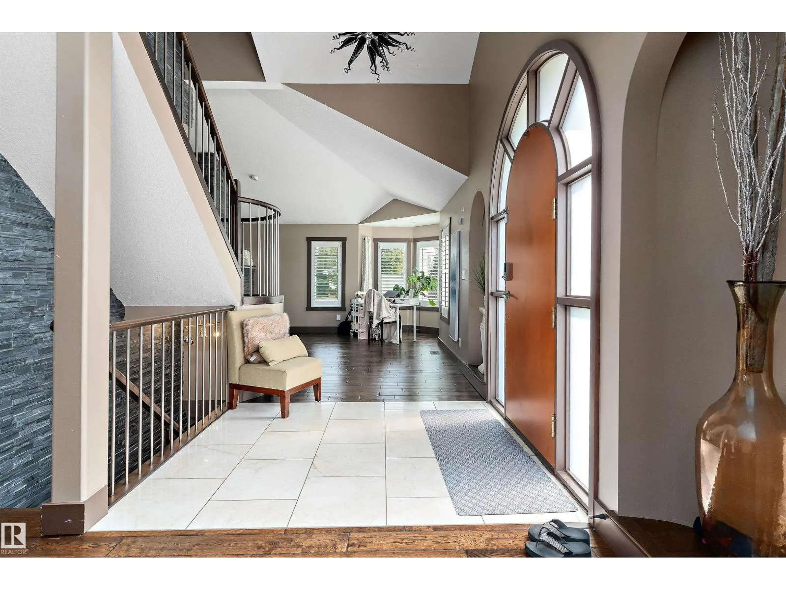 10 ELDORADO DR