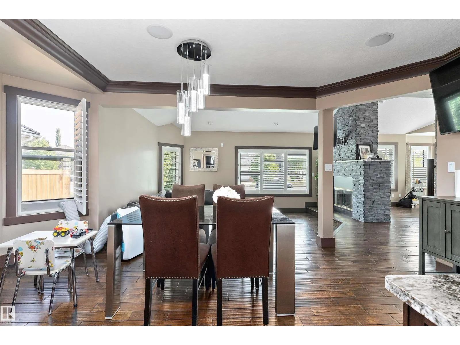 10 ELDORADO DR
