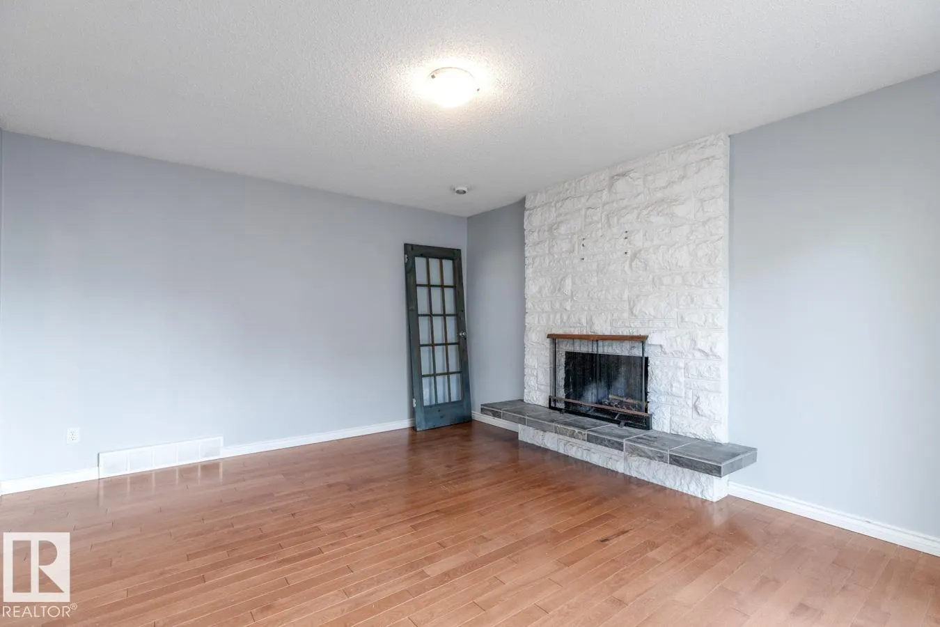 121 GEORGIAN WY