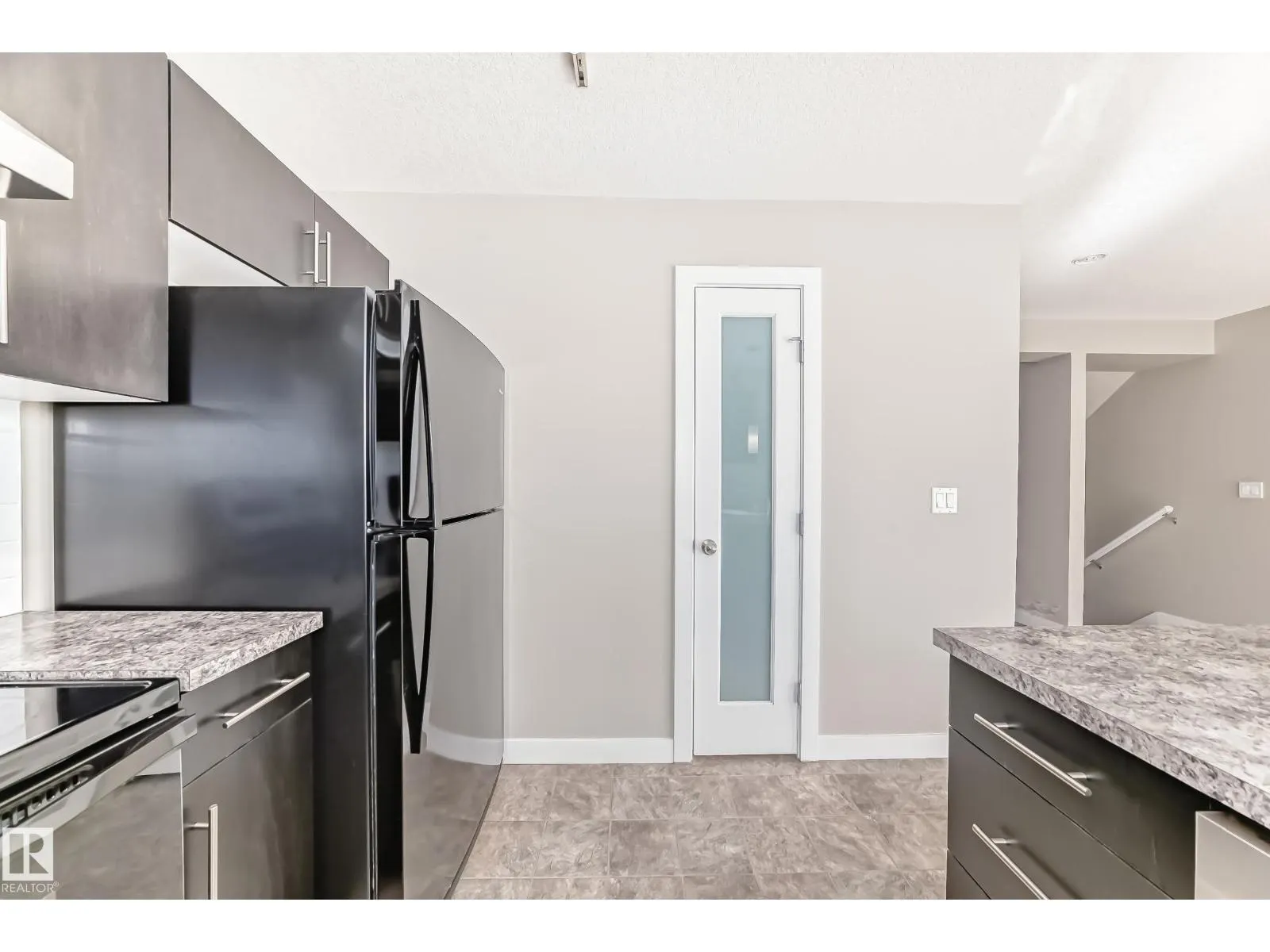 #95 9535 217 ST NW