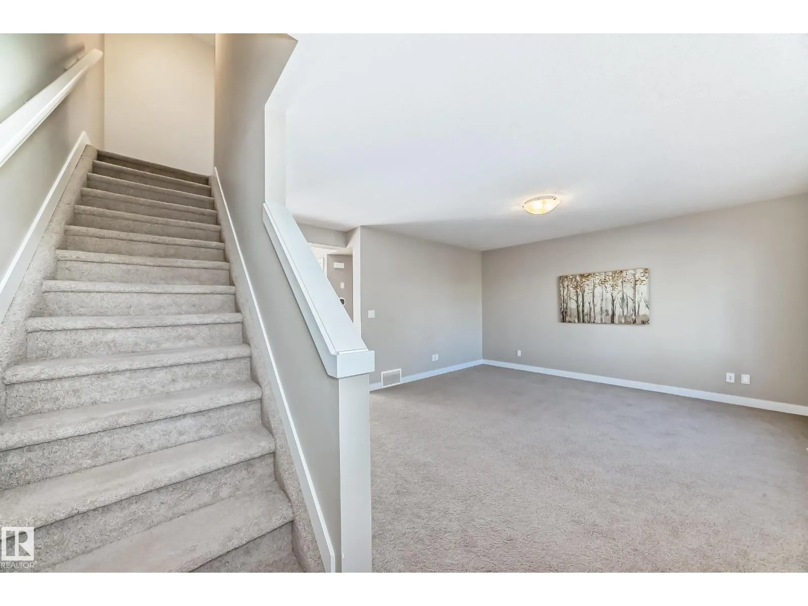 #95 9535 217 ST NW