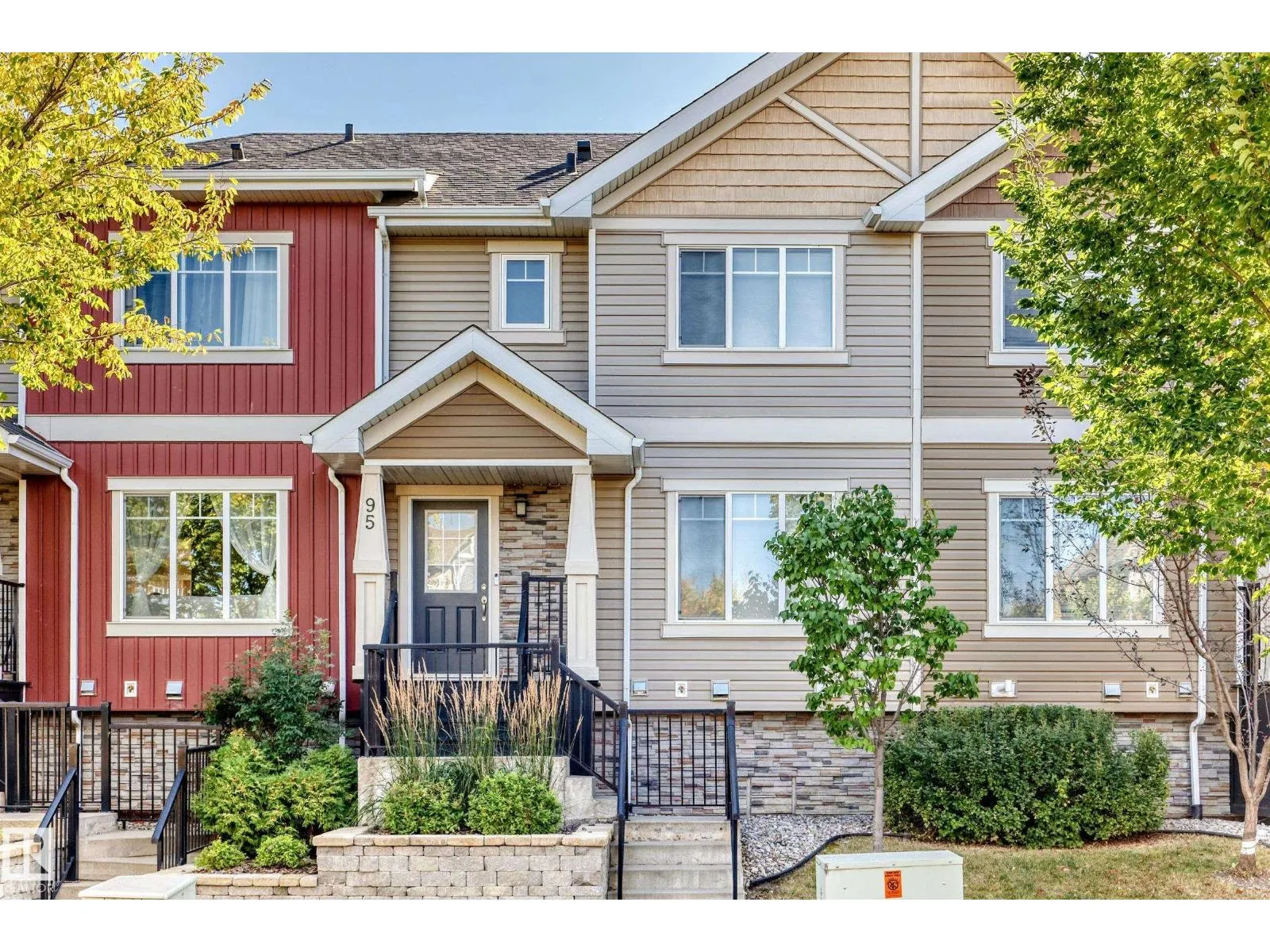 #95 9535 217 ST NW