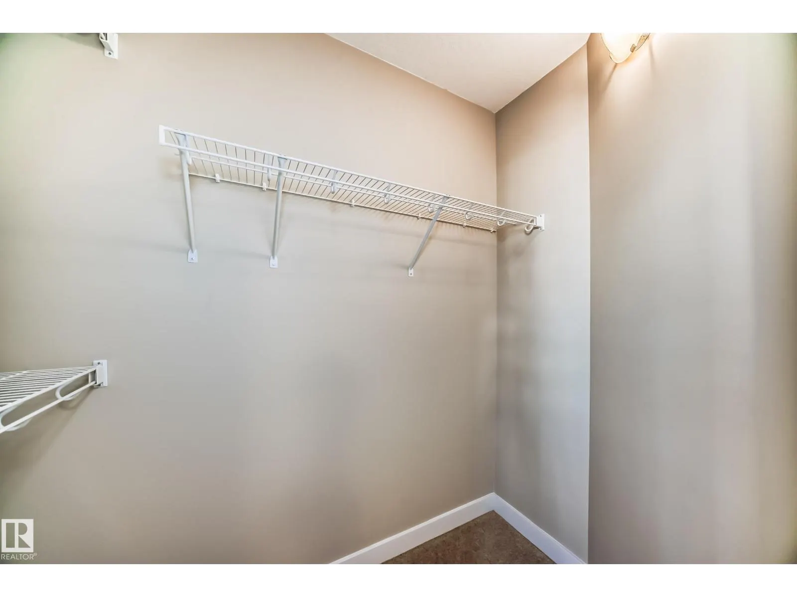 #95 9535 217 ST NW