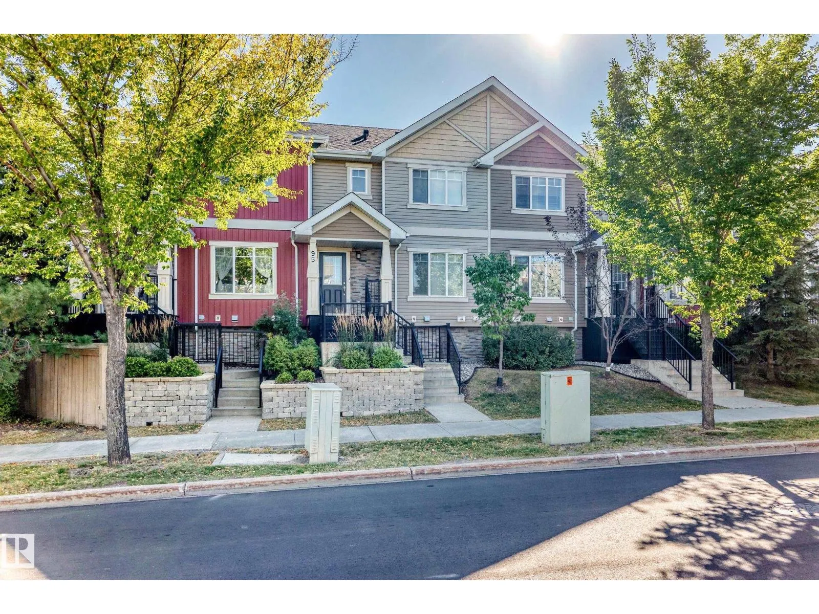 #95 9535 217 ST NW