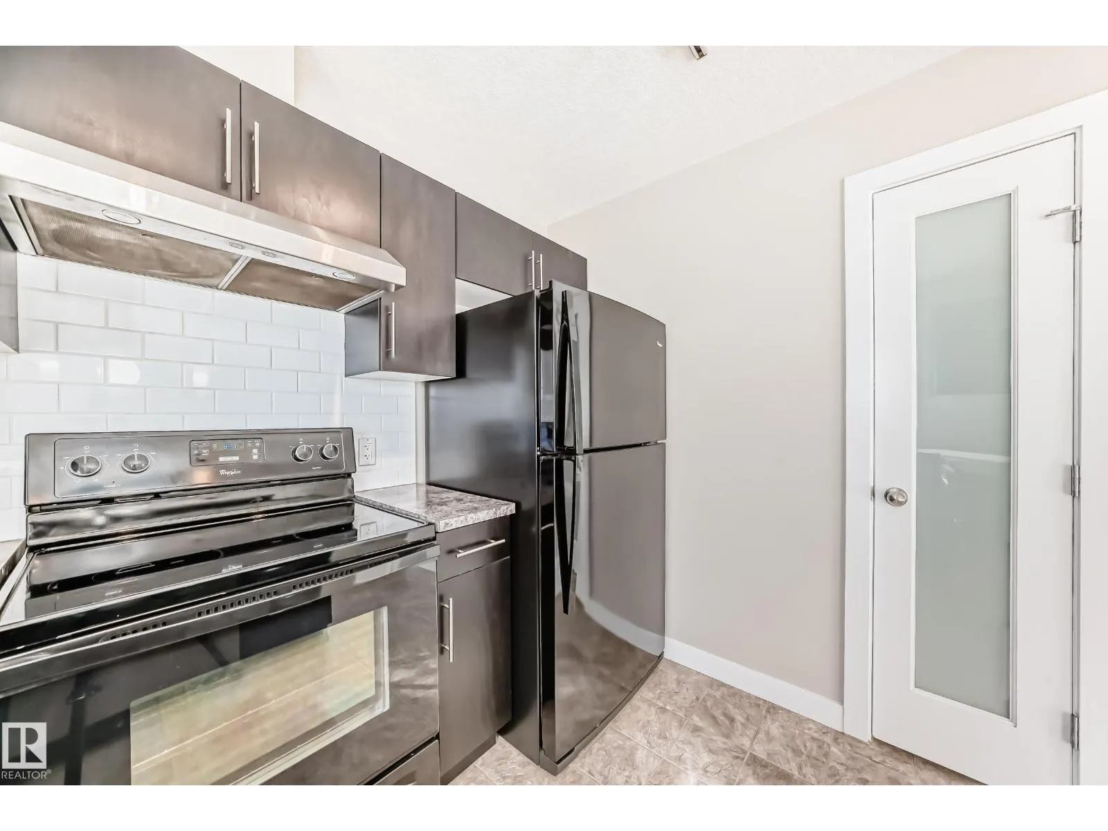 #95 9535 217 ST NW