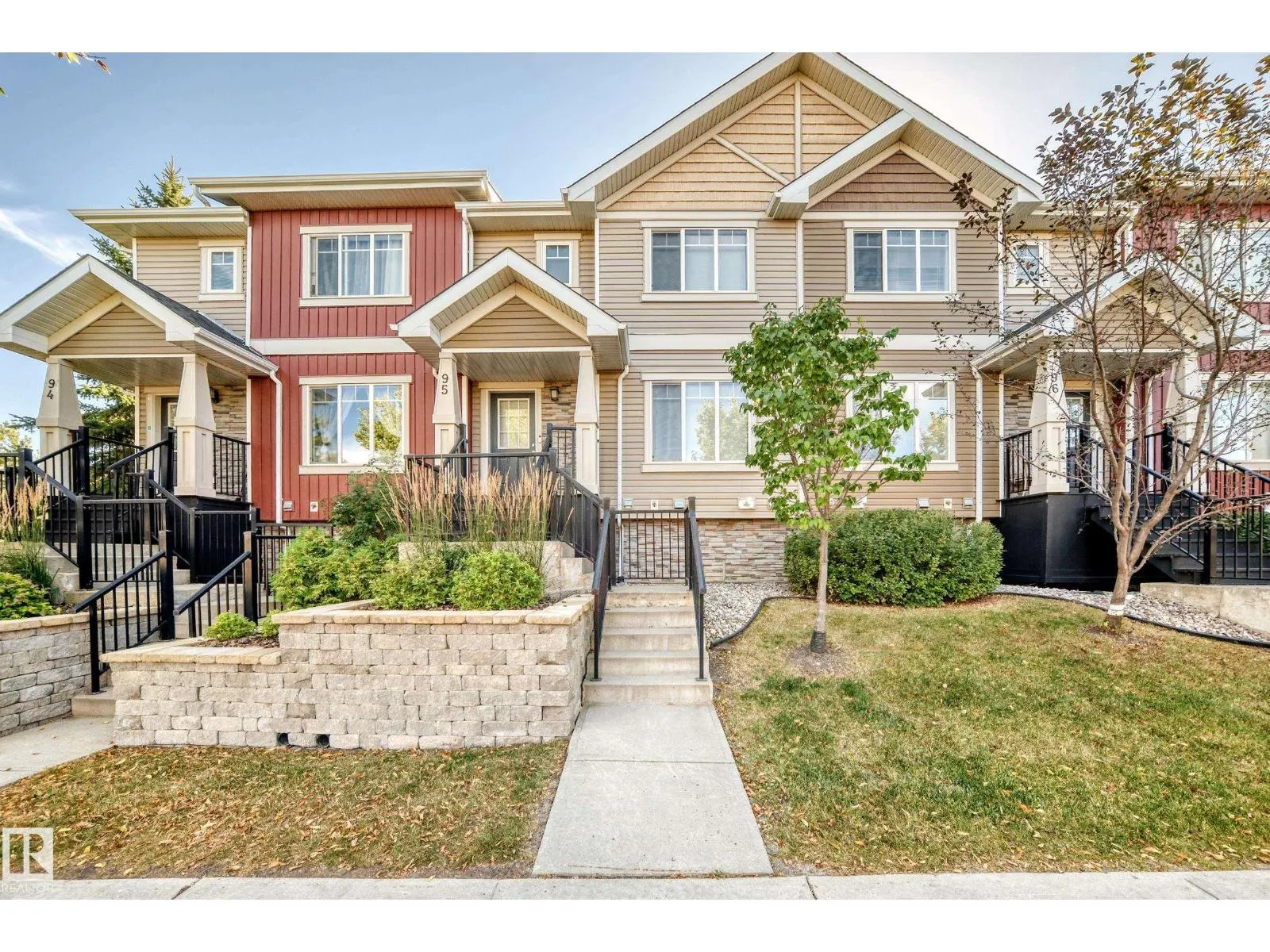 #95 9535 217 ST NW