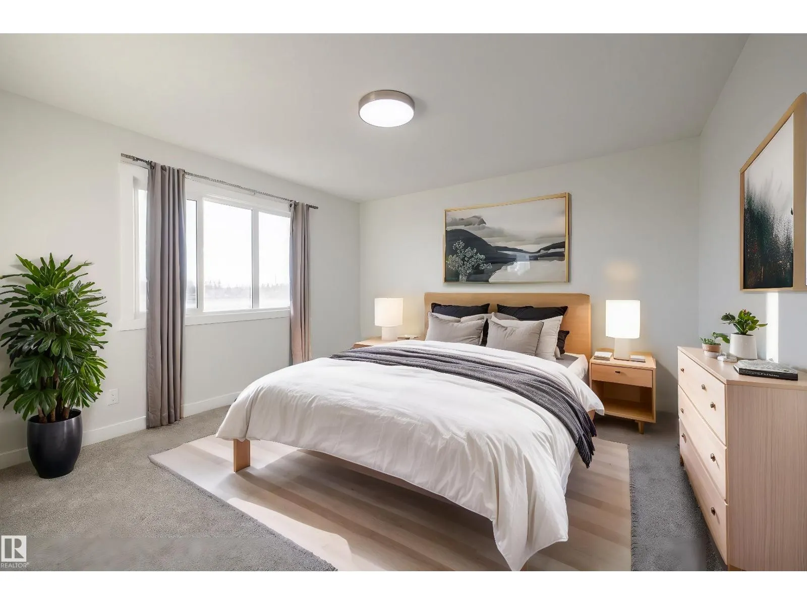 2643 5 AV SW
