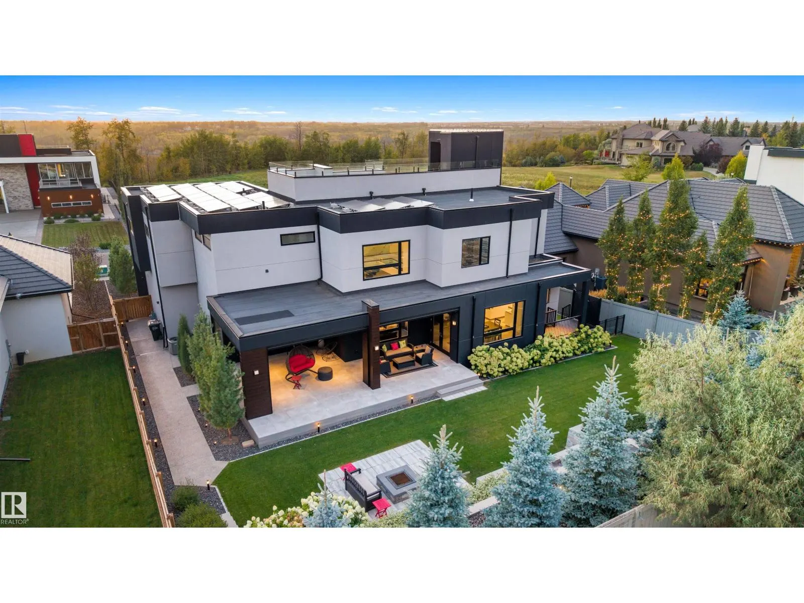 17 WINDERMERE DR SW