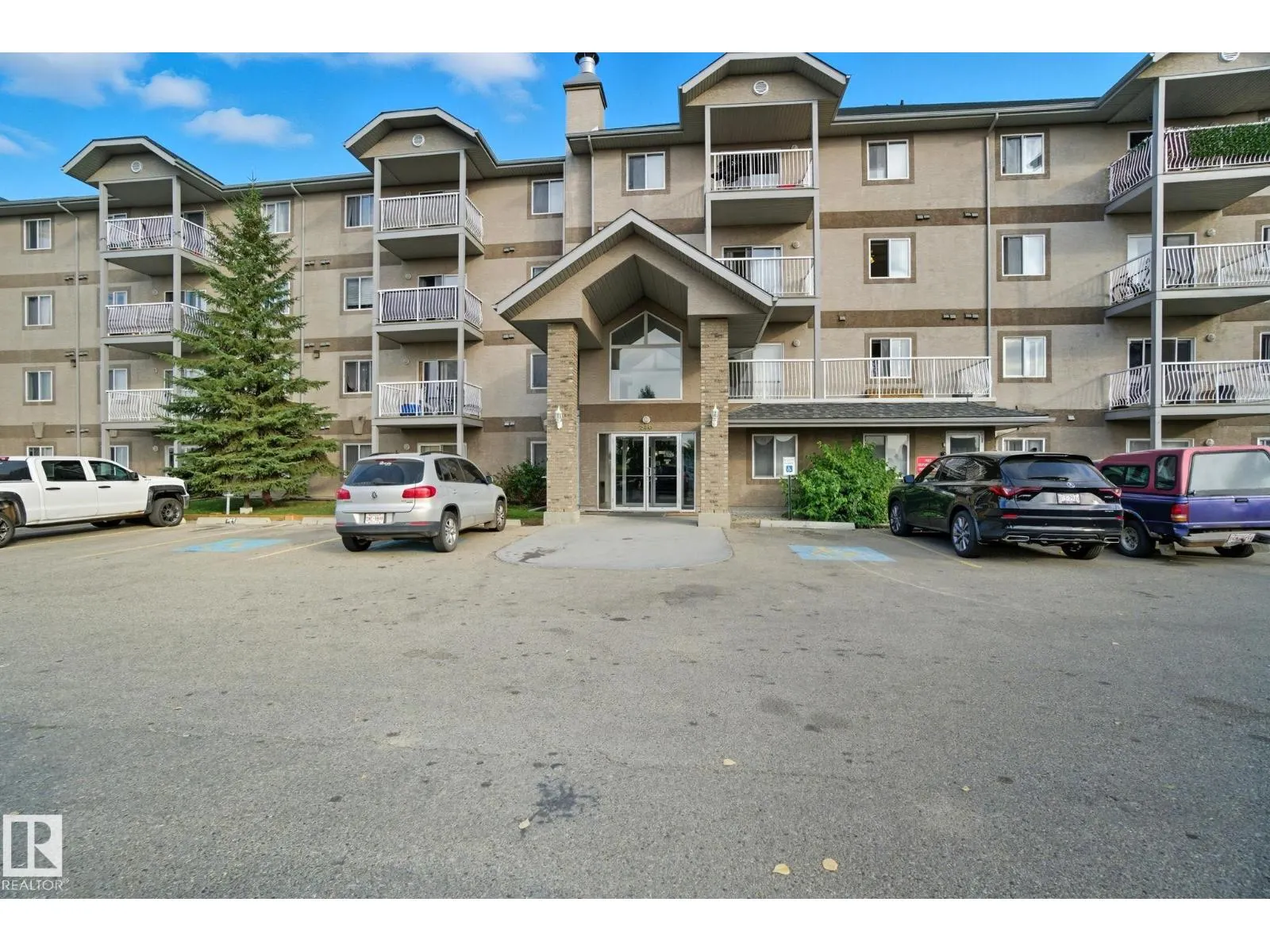 #417 240 SPRUCE RIDGE RD