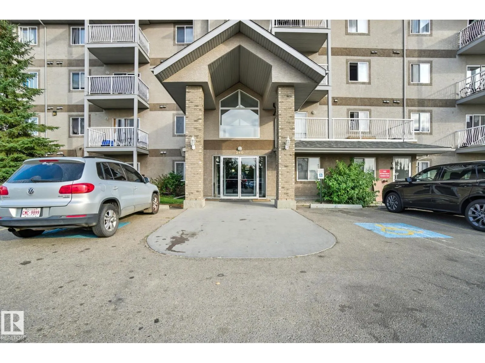 #417 240 SPRUCE RIDGE RD