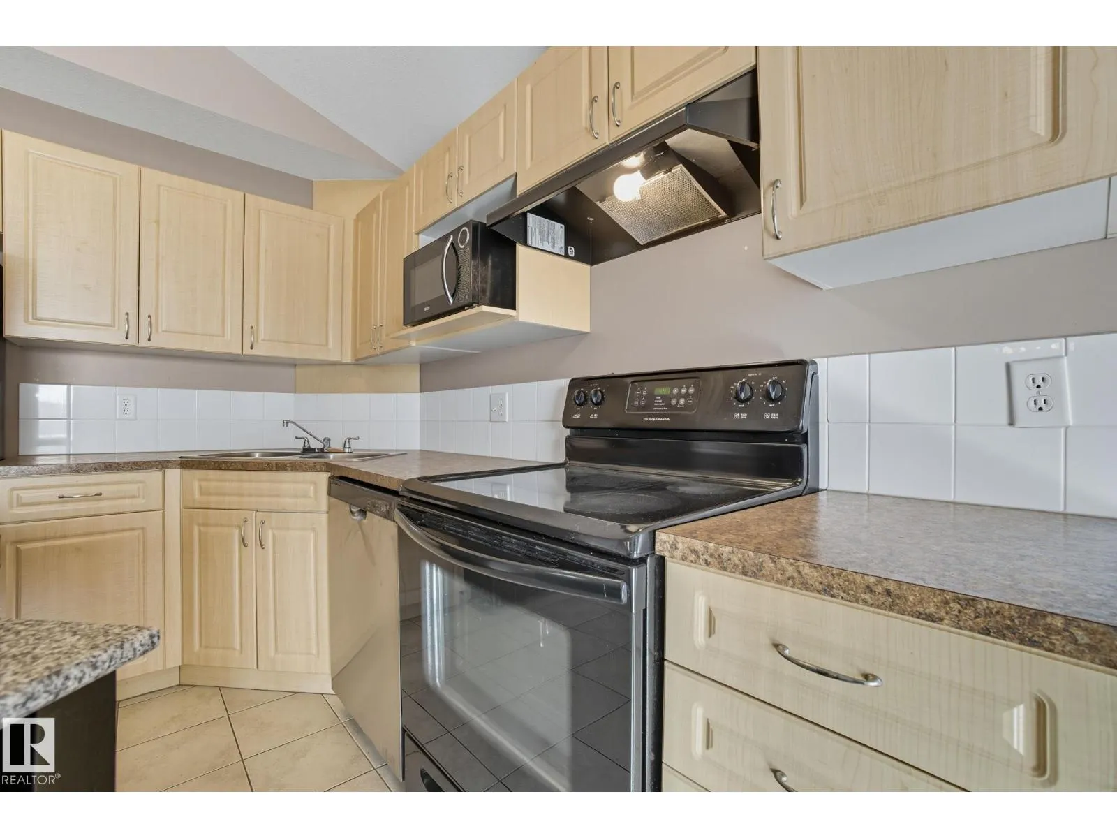 #417 240 SPRUCE RIDGE RD