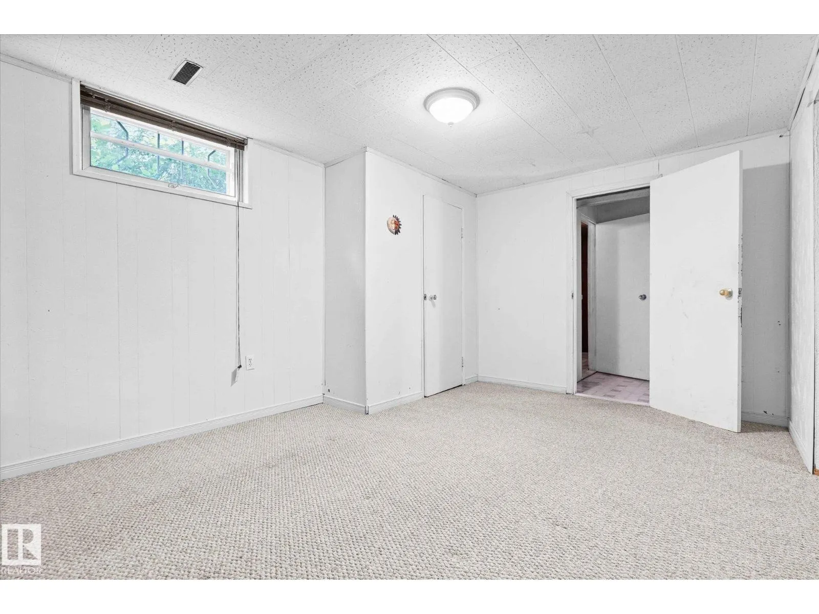 9407 96 ST