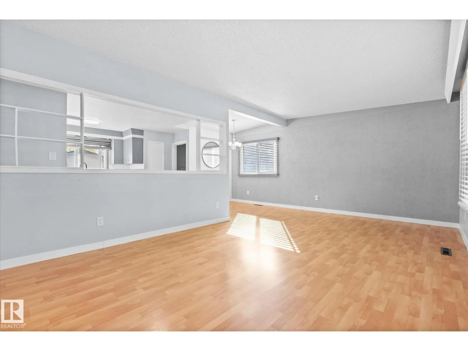 9407 96 ST