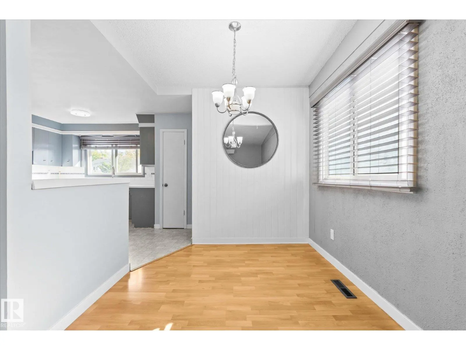 9407 96 ST