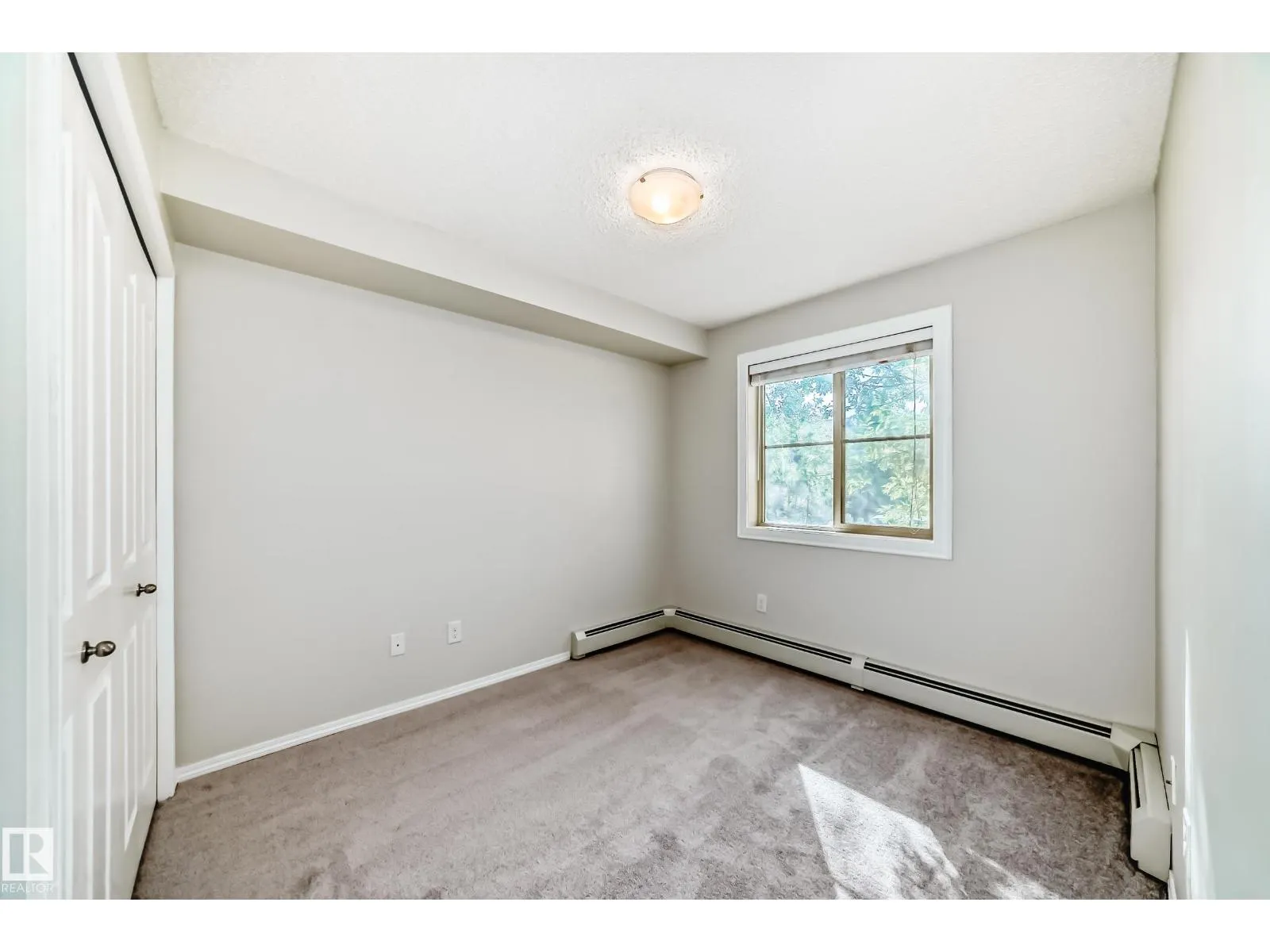 #123 270 MCCONACHIE DR NW