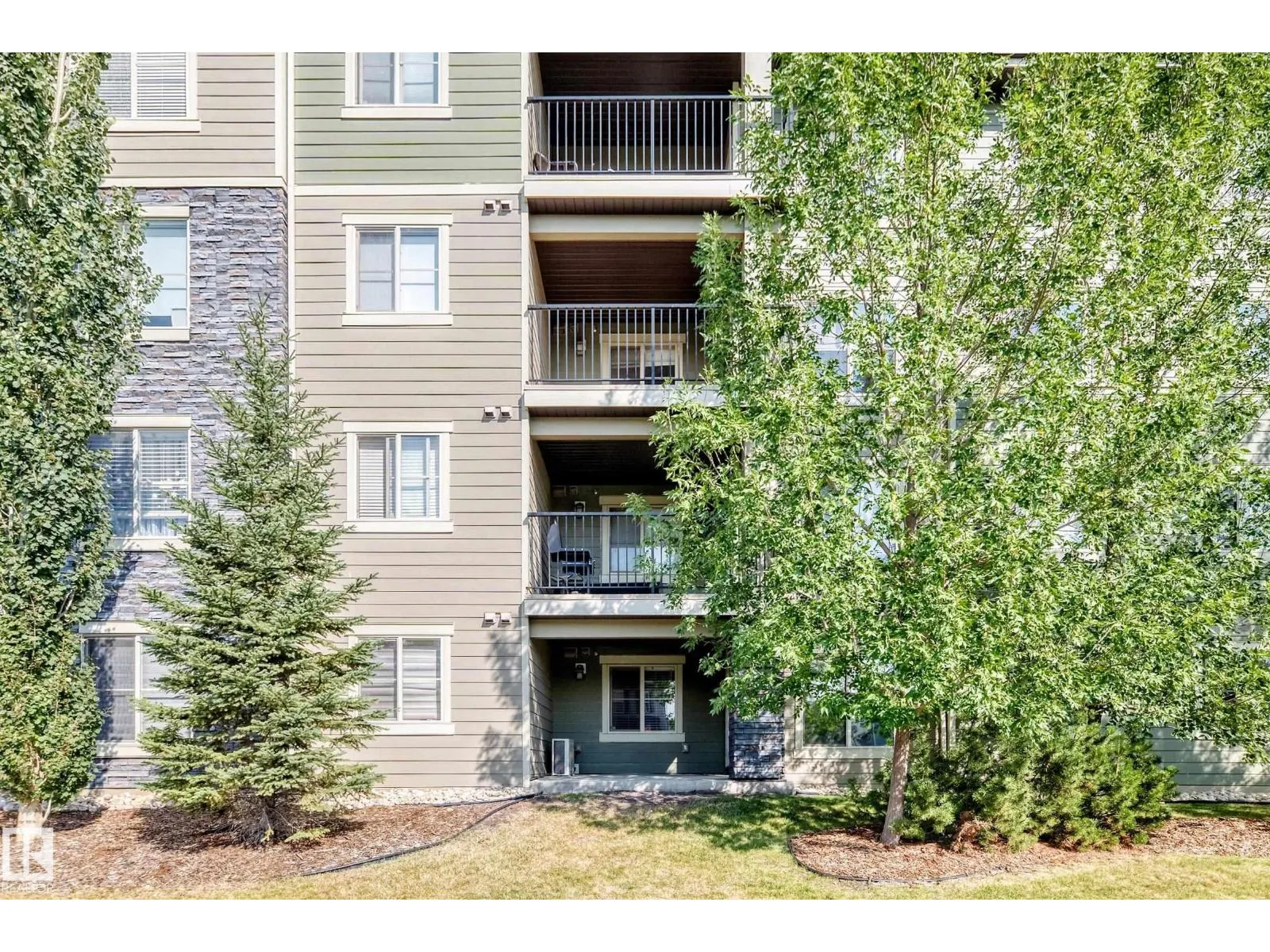 #123 270 MCCONACHIE DR NW