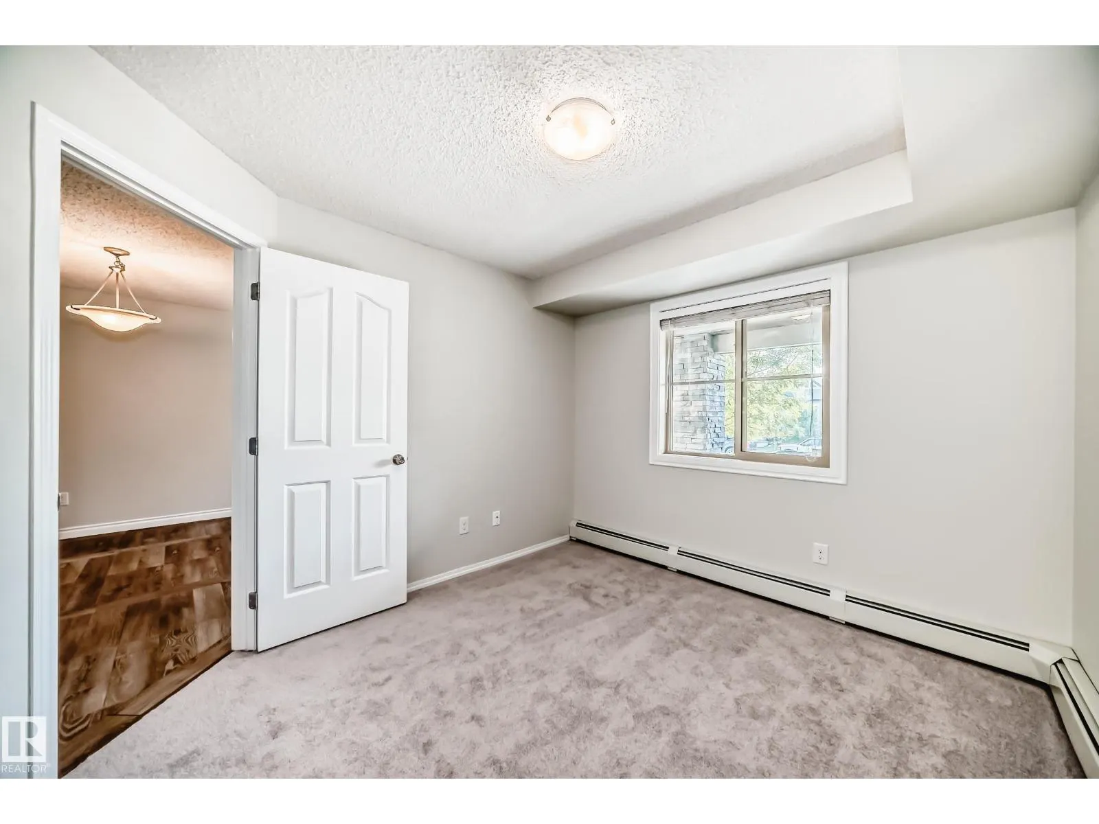 #123 270 MCCONACHIE DR NW