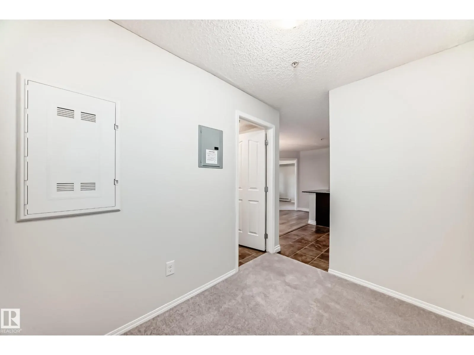 #123 270 MCCONACHIE DR NW