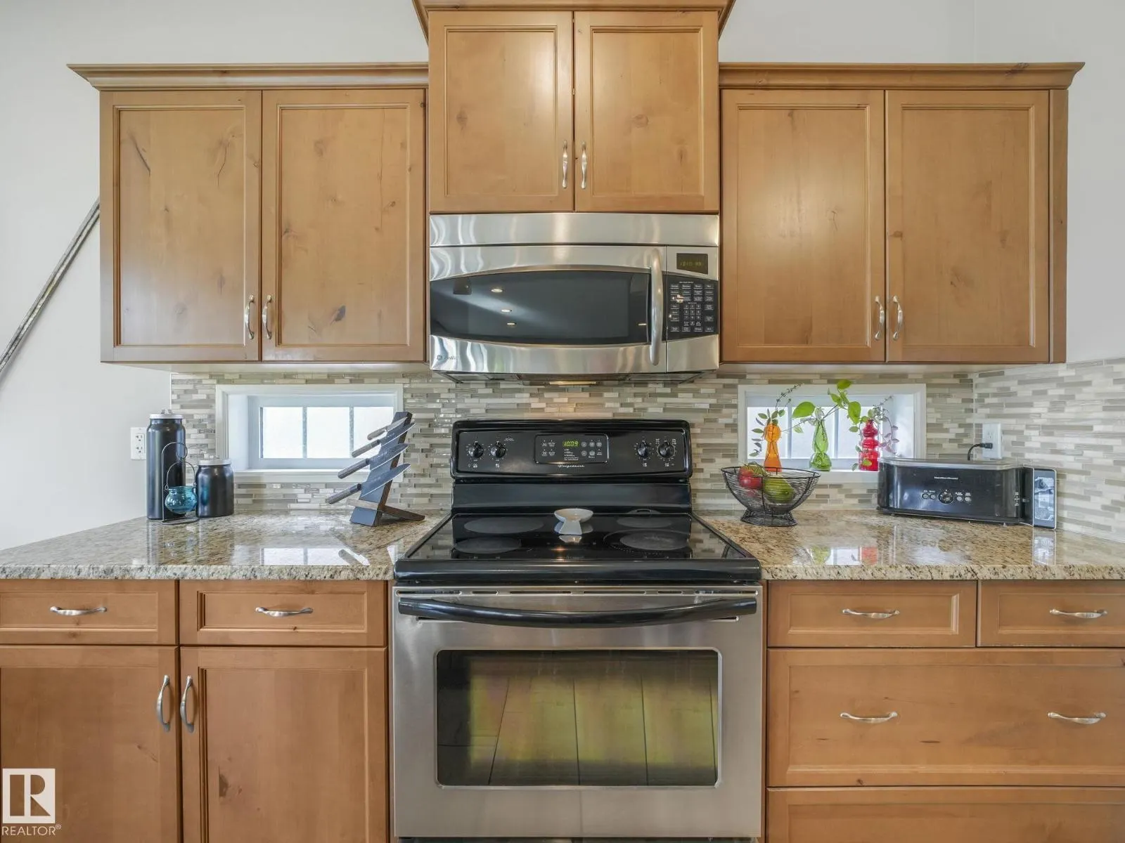 7248 ESSEX WY