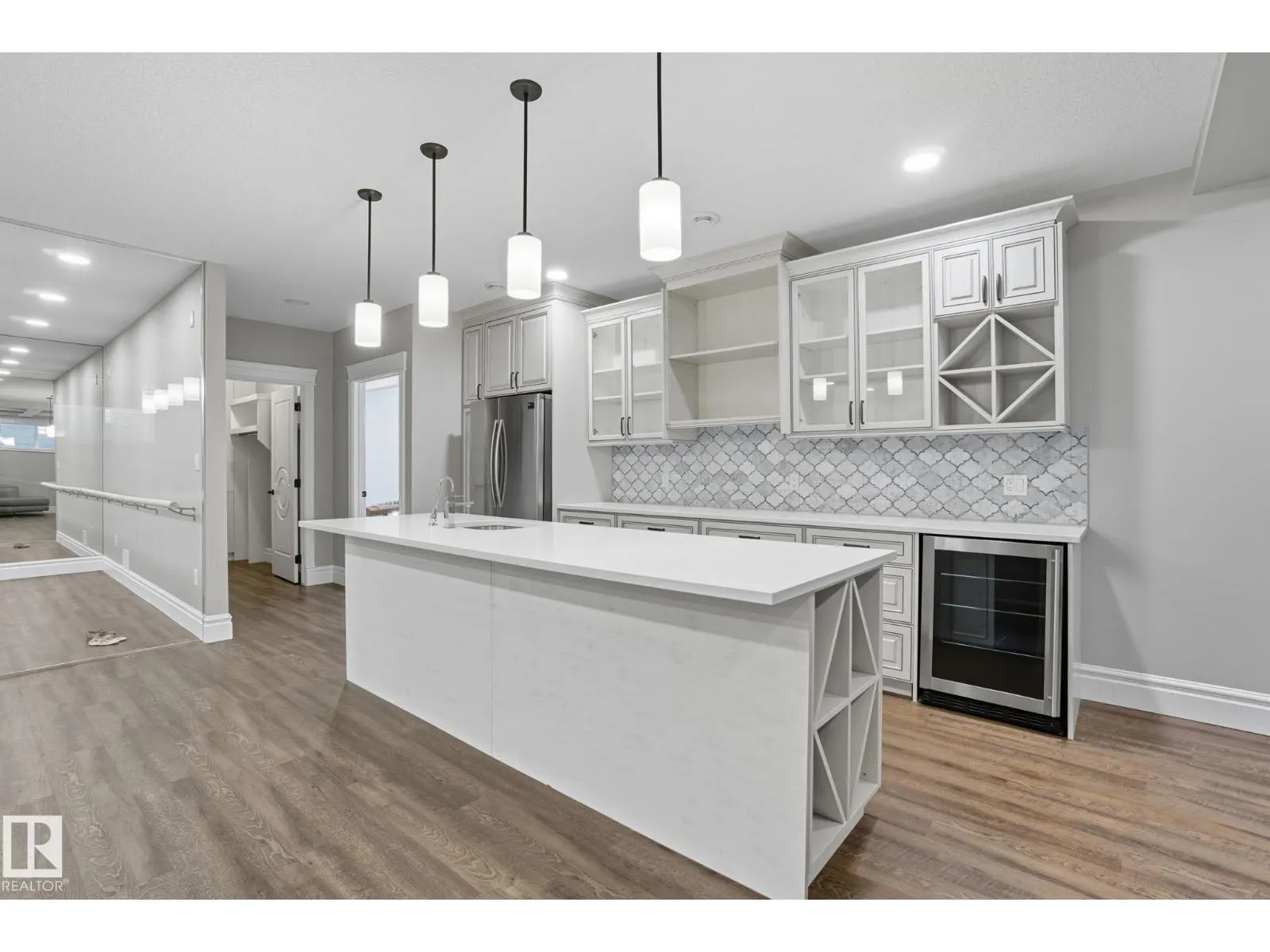 3545 WATSON PT SW