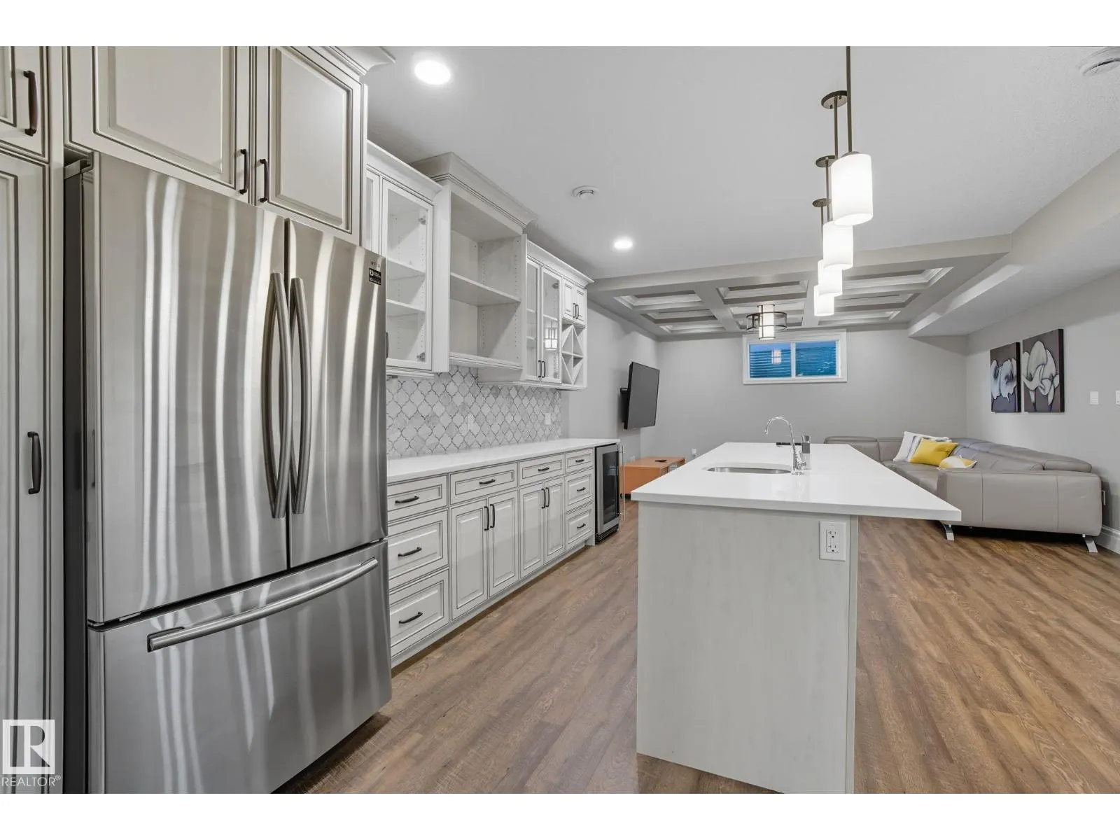 3545 WATSON PT SW