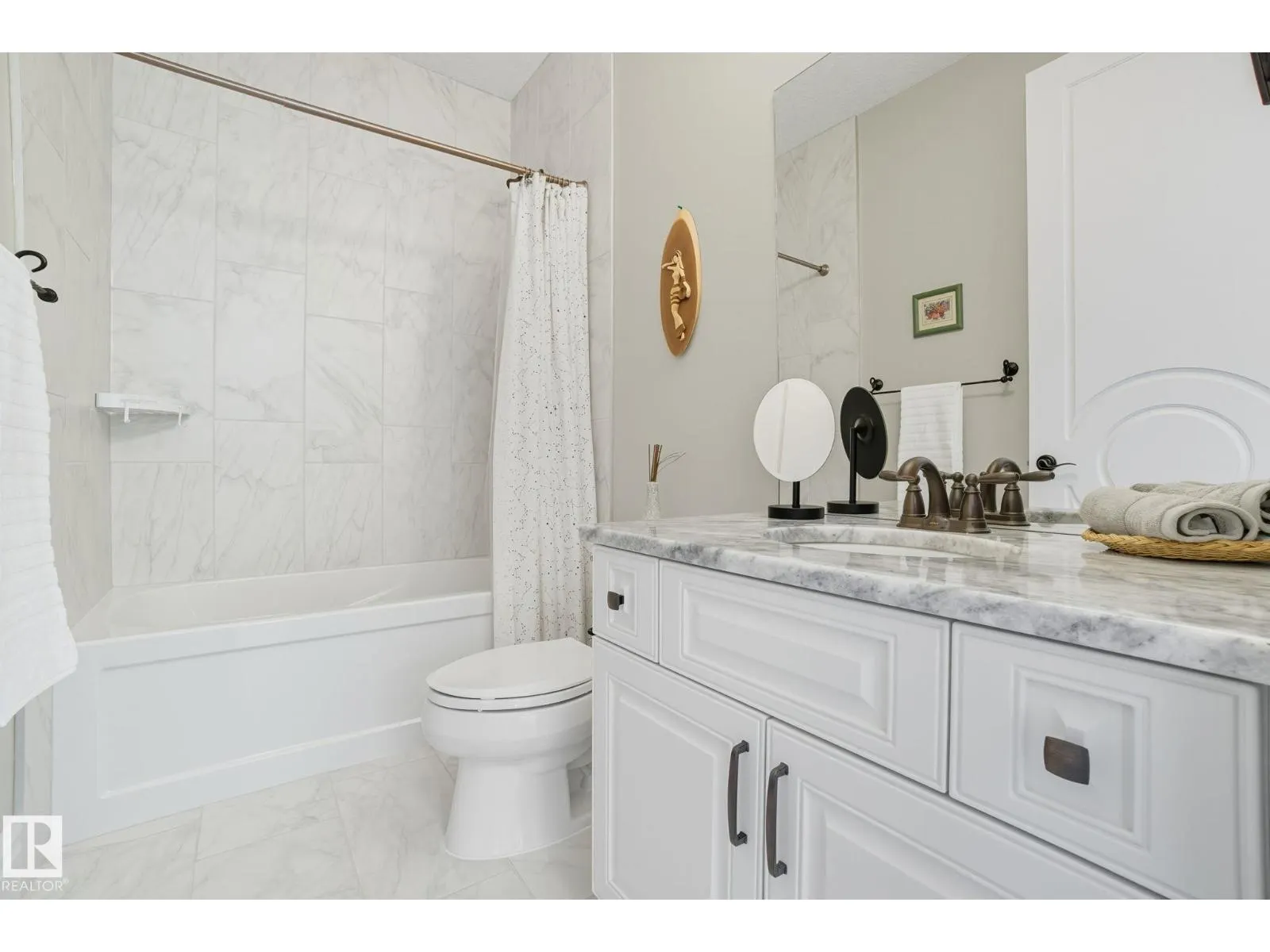 3545 WATSON PT SW