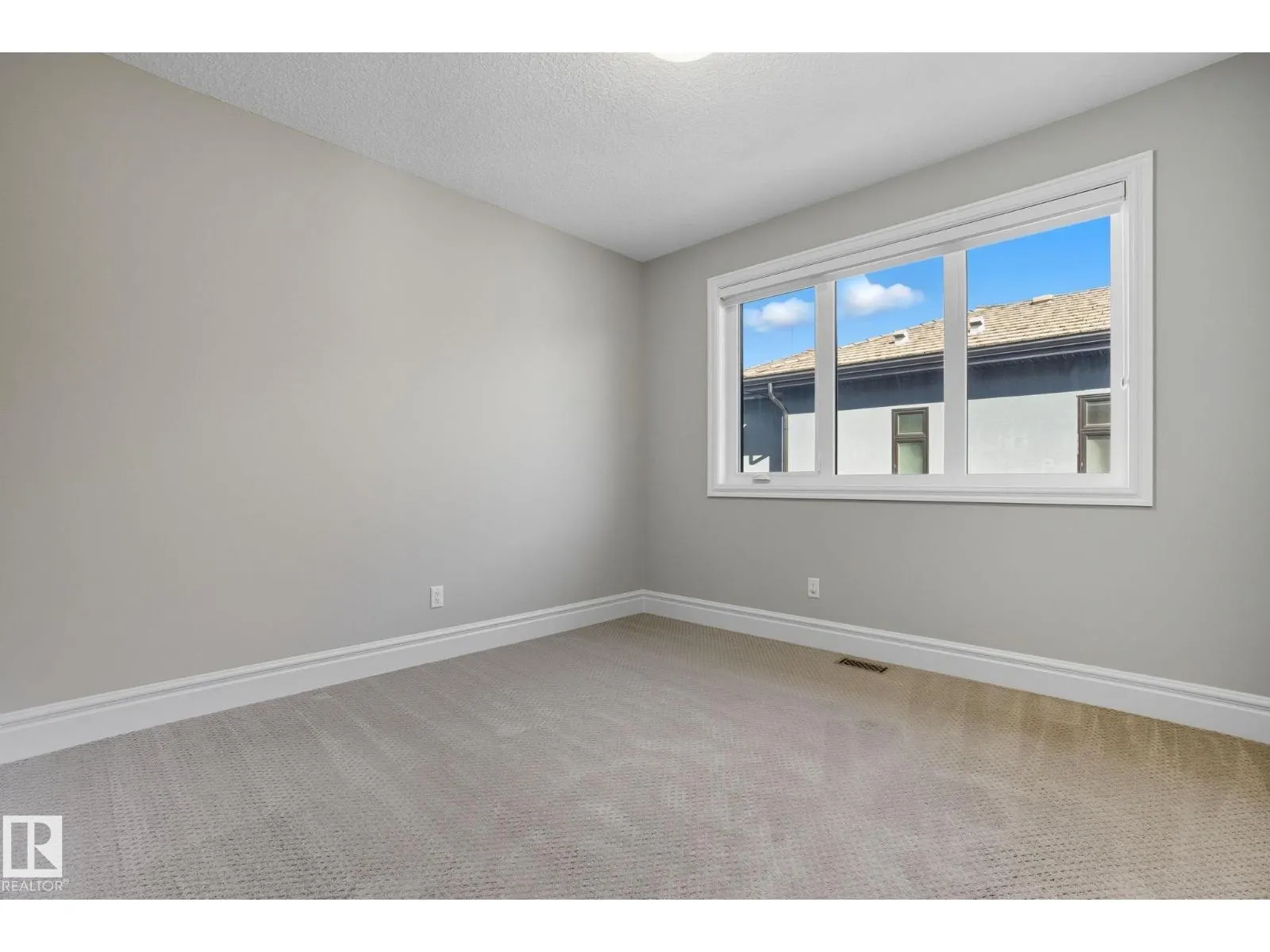 3545 WATSON PT SW
