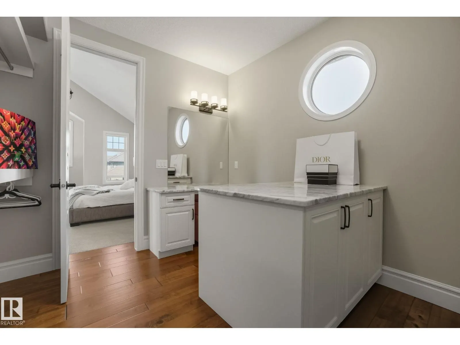 3545 WATSON PT SW