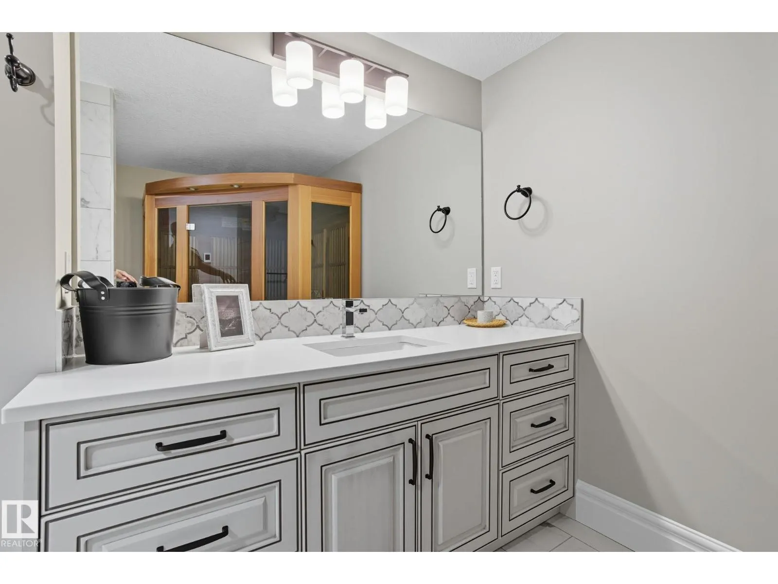 3545 WATSON PT SW