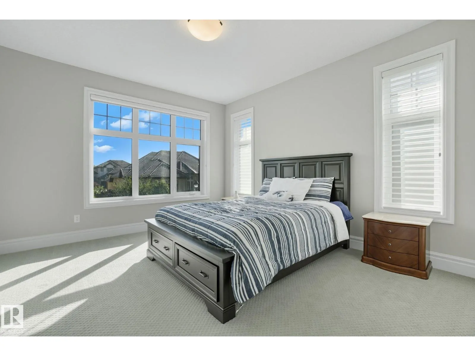 3545 WATSON PT SW