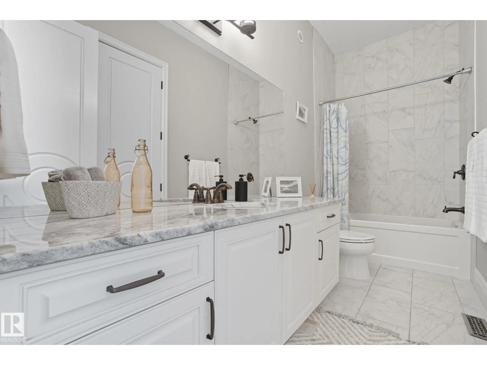3545 WATSON PT SW